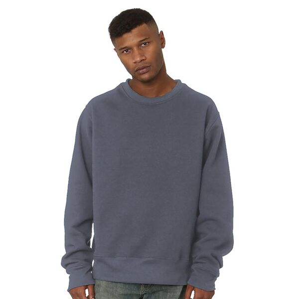 Bayside USA-Made Super Heavy Oversized Crewneck Sweatshirt 4025 USA-Made Super Heavy Oversized Crewneck Sweatshirt Thumbnail